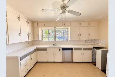 5551 Aspen Street, Houston, TX 77081 - Photo 11