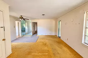 5551 Aspen St, Houston, TX 77081 - Photo 3