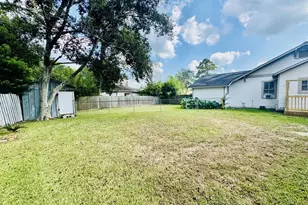 2305 Beaumont Ave, Liberty, TX 77575 - Photo 31