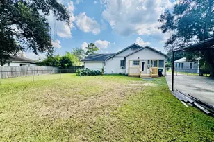 2305 Beaumont Ave, Liberty, TX 77575 - Photo 29