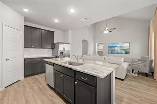 27130 Peaceful Cove Ln, Katy, TX 77493 - Photo 9