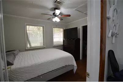 1821 E Winn Street, Kemah, TX 77565 - Photo 7