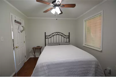 1821 E Winn Street, Kemah, TX 77565 - Photo 9