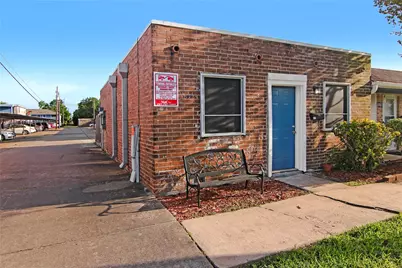 211 W F Street #211, La Porte, TX 77571 - Photo 3