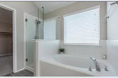 2535 Flycatcher Cove Drive, League City, TX 77573 - Photo 11