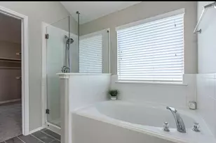 2535 Flycatcher Cove Dr, League City, TX 77573 - Photo 11