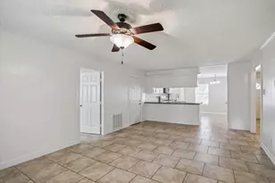 23103 Berry Pine Dr, Spring, TX 77373 - Photo 5