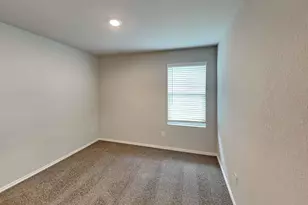 7218 Avila Vis, San Antonio, TX 78244 - Photo 9