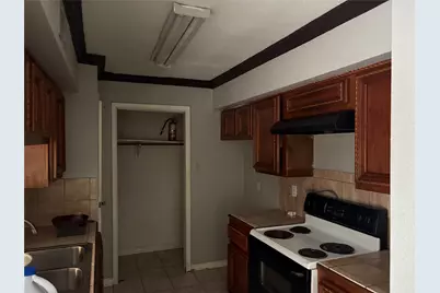 10912 Gulf Freeway #70, Houston, TX 77034 - Photo 7