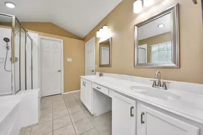 7807 Leaf Point Court, Houston, TX 77095 - Photo 23
