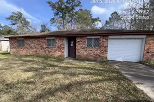 170 Maple St, Vidor, TX 77662 - Photo 1