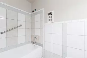 3719 Heatherbrook Dr, Houston, TX 77045 - Photo 9