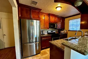 7810 Kellwood Dr, Houston, TX 77040 - Photo 9