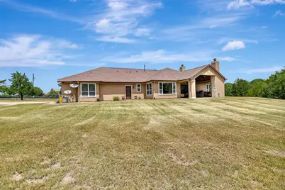690 Meadow Bend Road, Bellville, TX 77418 - Photo 43