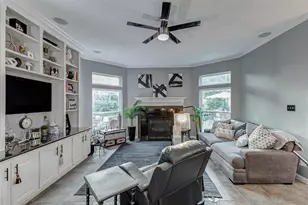 22002 Treesdale Ln, Katy, TX 77450 - Photo 13