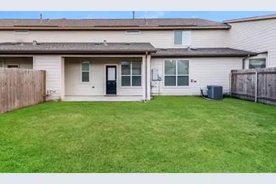 9731 Cira Court, Houston, TX 77044 - Photo 3