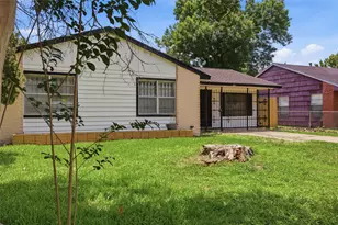 5622 Woodgreen St, Houston, TX 77033 - Photo 23