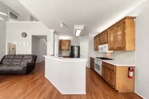 12735 Canterbury Dr, Houston, TX 77014 - Photo 13