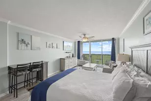 415 E Beach Dr, Galveston, TX 77550 - Photo 7