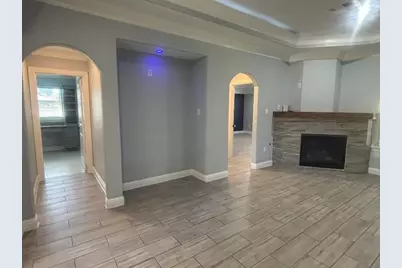 10002 Paintbrush Lane, Sugar Land, TX 77498 - Photo 7