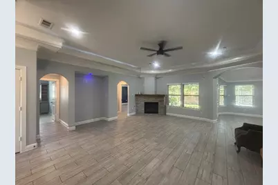 10002 Paintbrush Lane, Sugar Land, TX 77498 - Photo 5