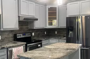 10002 Paintbrush Ln, Sugar Land, TX 77498 - Photo 15
