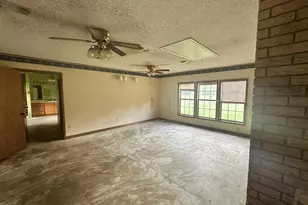 185 Powell Ln, Hemphill, TX 75948 - Photo 7