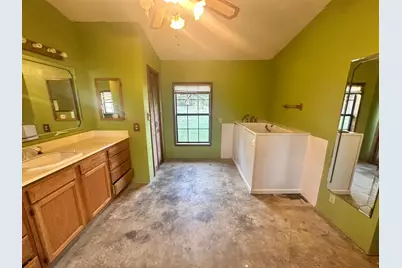 185 Powell Lane, Hemphill, TX 75948 - Photo 13