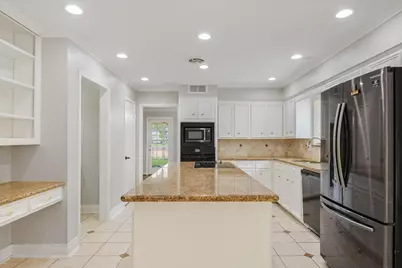 7715 Brush Wood Drive, Houston, TX 77088 - Photo 11