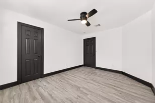 9519 Moorberry Ln, Houston, TX 77080 - Photo 39