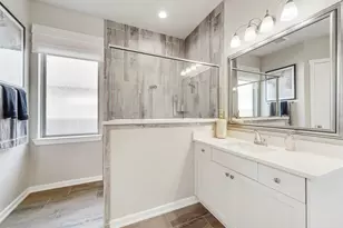 15039 Mission Ave, Mont Belvieu, TX 77523 - Photo 13