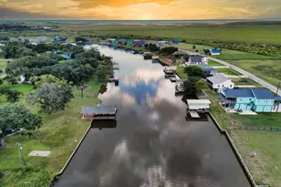 1288 County Rd 297, Sargent, TX 77414 - Photo 33