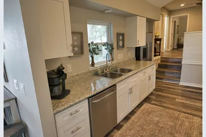 1288 County Road 297, Sargent, TX 77414 - Photo 5