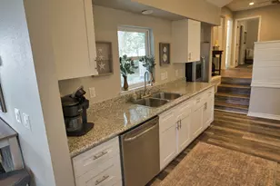 1288 County Rd 297, Sargent, TX 77414 - Photo 5