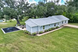 1288 County Rd 297, Sargent, TX 77414 - Photo 31