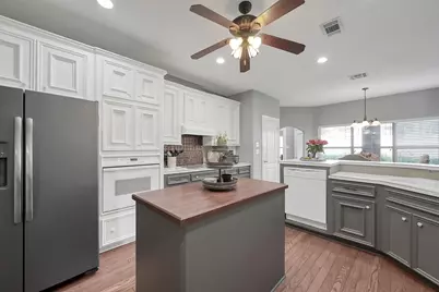 135 April Waters Drive N, Montgomery, TX 77356 - Photo 17