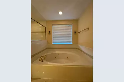 1929 Woodbury Street, Houston, TX 77030 - Photo 11