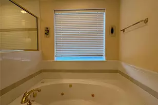 1929 Woodbury St, Houston, TX 77030 - Photo 11