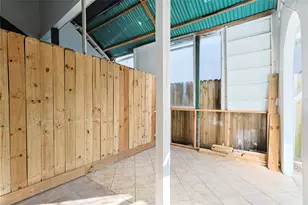 8502 Detroit St, Houston, TX 77017 - Photo 21
