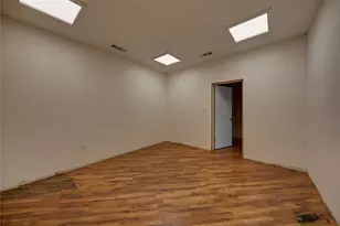 103 N Main, Moulton, TX 77975 - Photo 23
