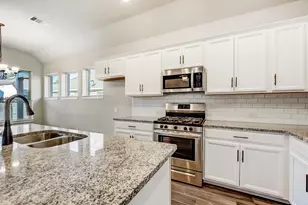 119 Winged Elm Ct, Conroe, TX 77318 - Photo 5