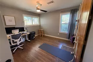 10810 Burdine St, Houston, TX 77096 - Photo 13