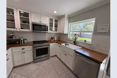 10810 Burdine Street, Houston, TX 77096 - Photo 7