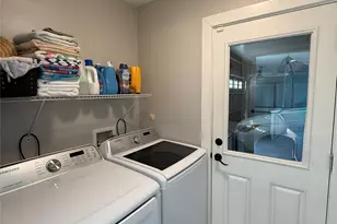 10810 Burdine St, Houston, TX 77096 - Photo 15