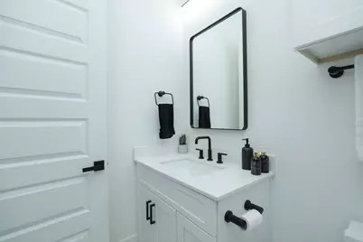 5704 Fairdale Lane #B, Houston, TX 77057 - Photo 15