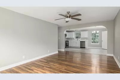 512 N Inwood Drive, Bridge City, TX 77611 - Photo 5