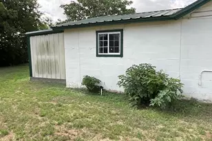 9583 S 3rd St Rd, Waco, TX 76706 - Photo 11
