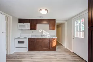 1051 W Little York Rd, Houston, TX 77091 - Photo 11