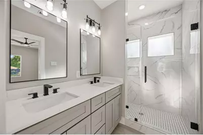 5827 Polly  Unit A Street #A, Houston, TX 77016 - Photo 15