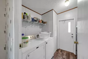 4002 Piney Meadow Dr, Conroe, TX 77301 - Photo 9